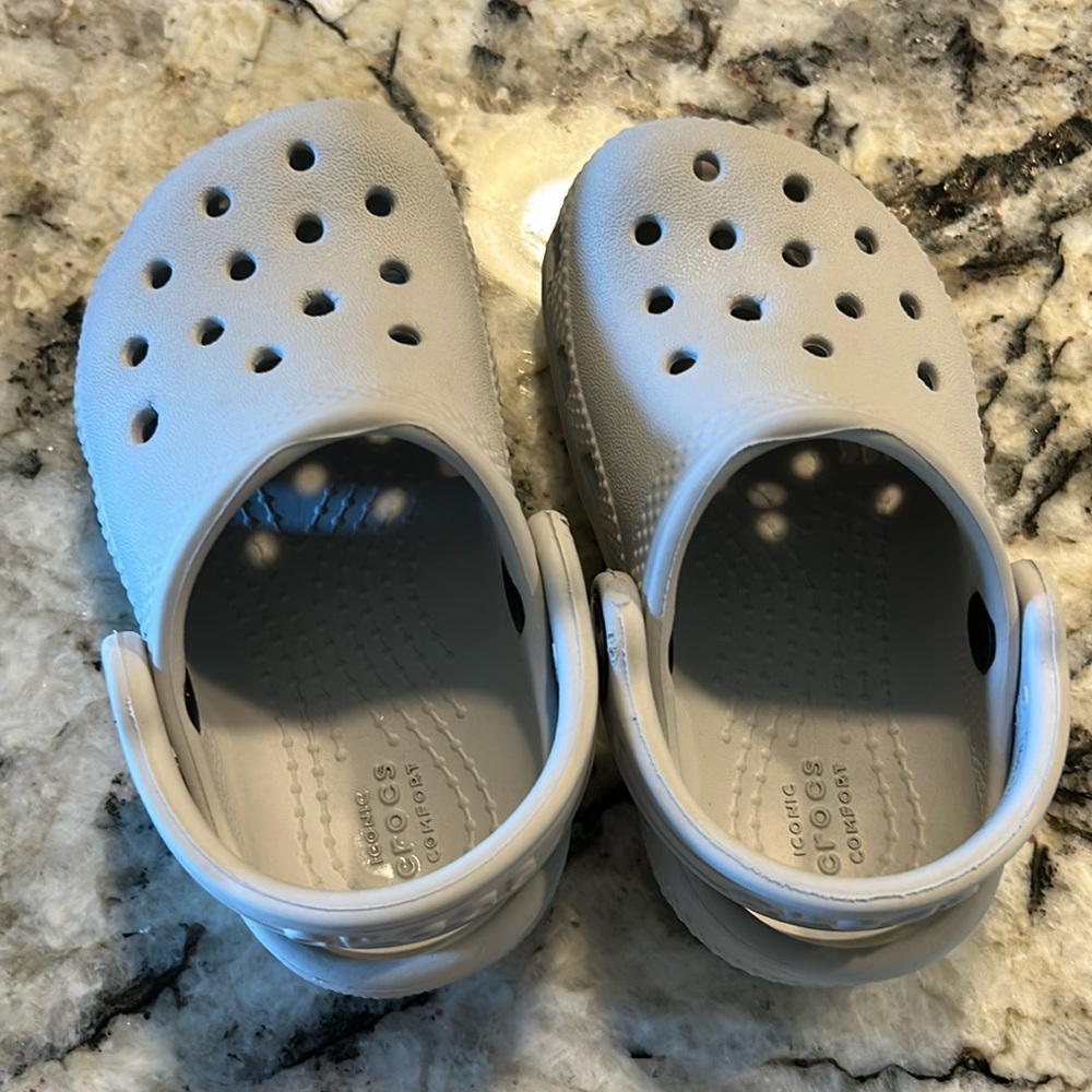 Crocs Toddler C5 in Light Grey
